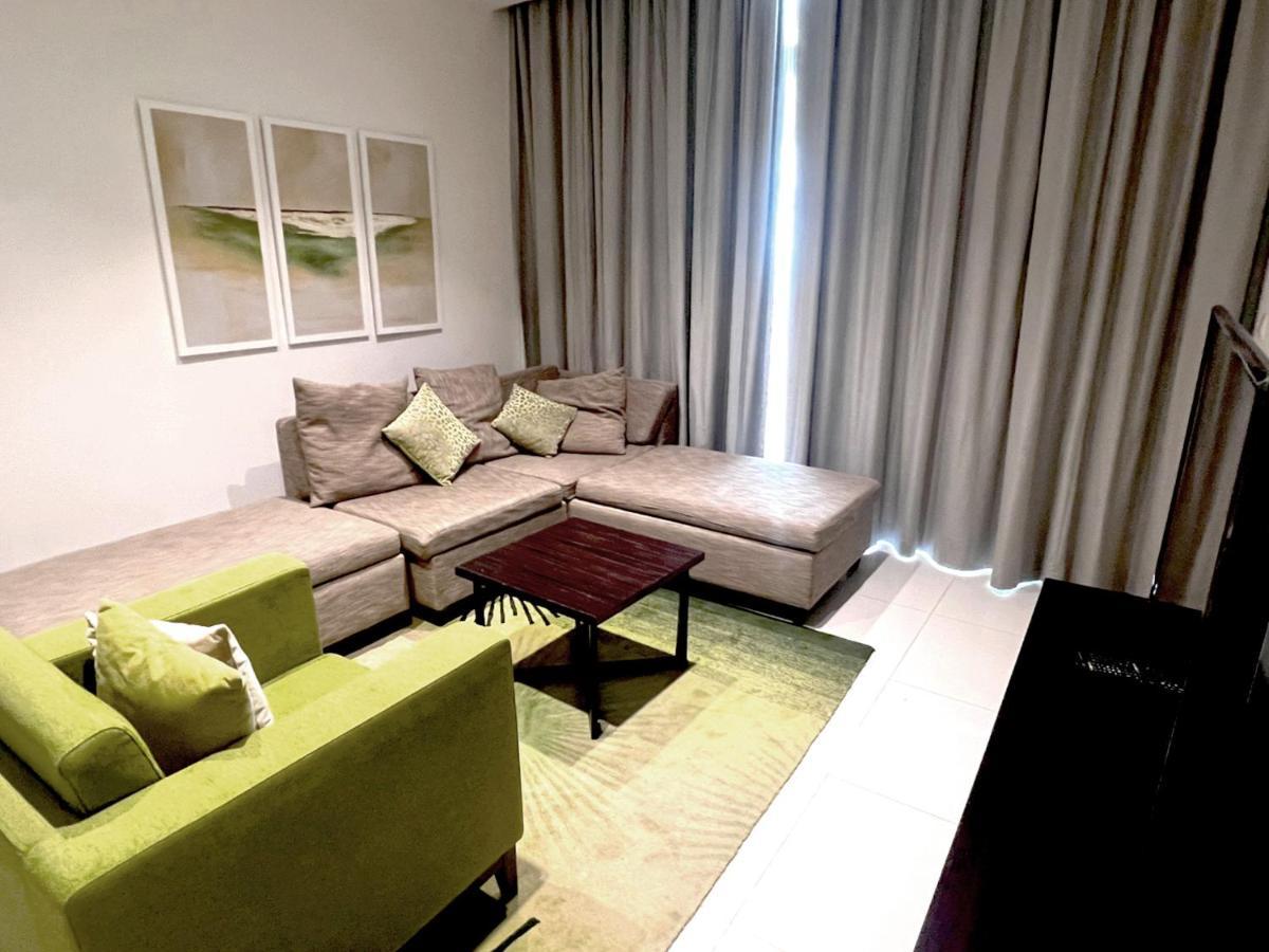 Lovely One Bedroom With World Class Amenities Apartment