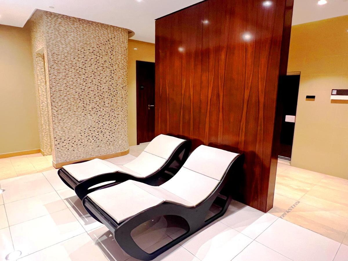 Lovely One Bedroom With World Class Amenities Apartment